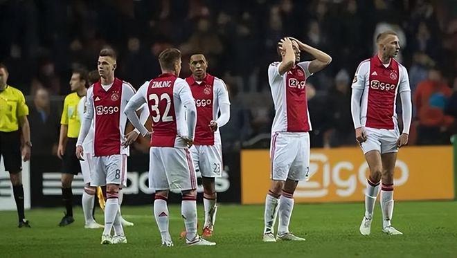 女枪为何 女枪为何